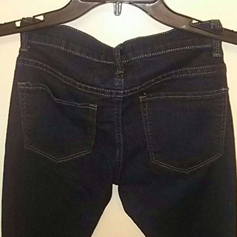 Jean - Picture 3 of 4